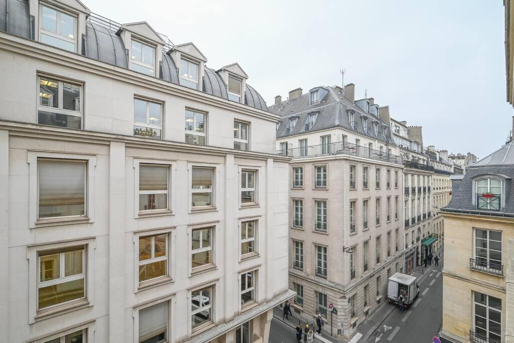 Paris, Opéra 4d...en Plein Coeur De La *